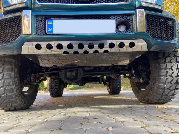 Chrome front skid plate for Mercedes-Benz G-Class W463 6×6 underbody protection