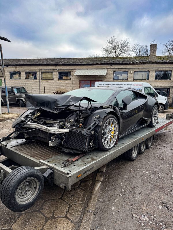 Lamborghini Huracan (1)