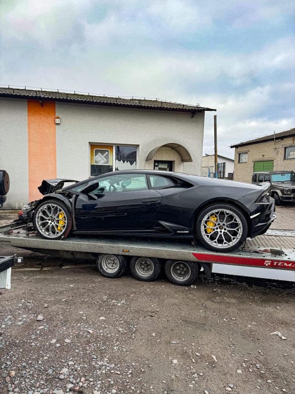 Lamborghini Huracan (3)