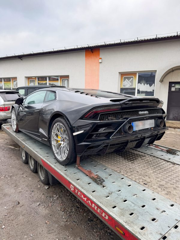Lamborghini Huracan (4)