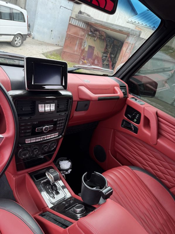 Mercedes-Benz G-Class W463 2001 Landaulet G500 (36)