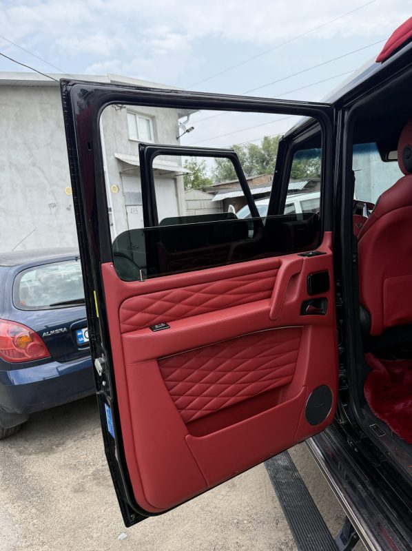 Mercedes-Benz G-Class W463 2001 Landaulet G500 (38)