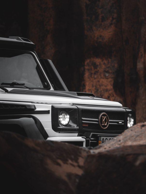 Mercedes Benz W463 6x6 White 2001 G500 (8)