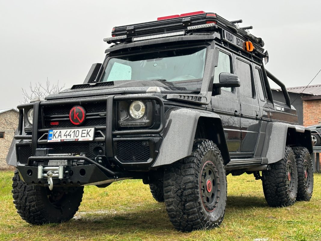 Mercedes Benz W463 G55 2008 6x6 Expedition g-class (18)