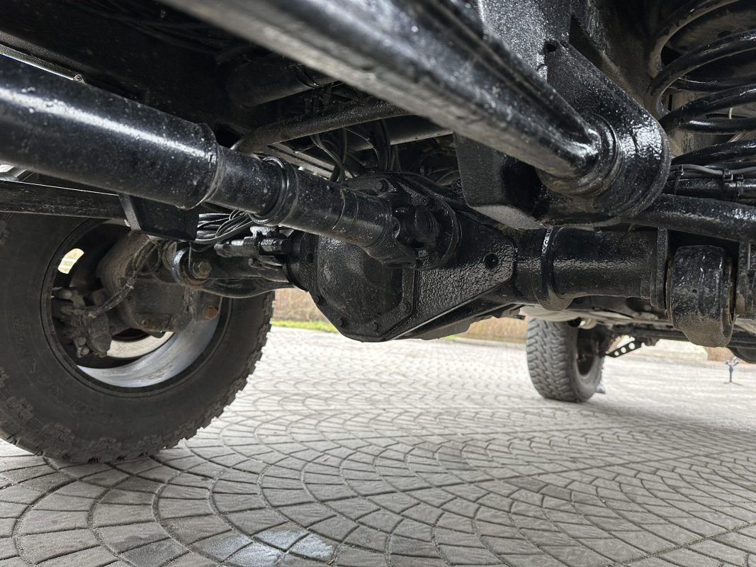 Mercedes benz W463 6x6 G63 (18)