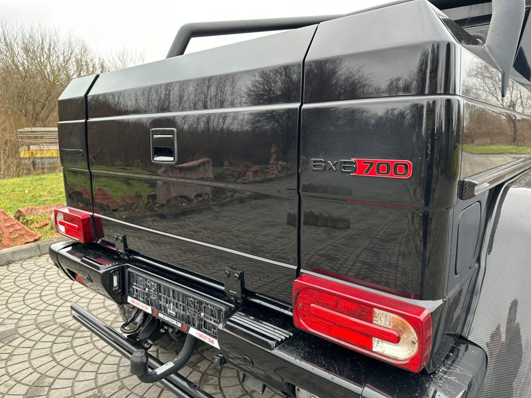Mercedes benz W463 6x6 G63 g-class (14)