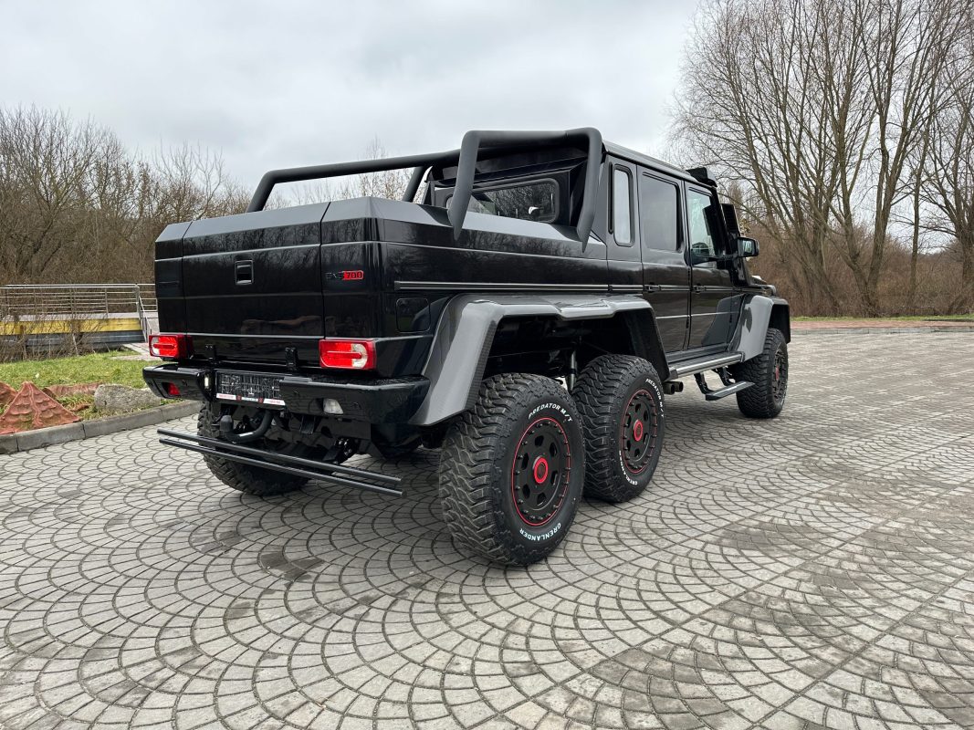 Mercedes benz W463 6x6 G63 g-class (2)