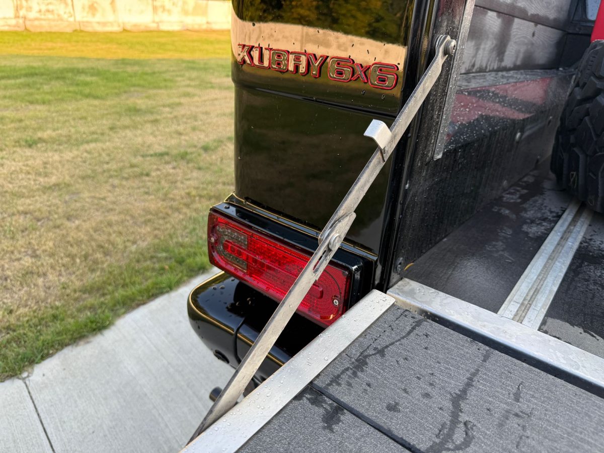 Heavy-duty rear tailgate handle mechanism set for Mercedes W463 6×6
