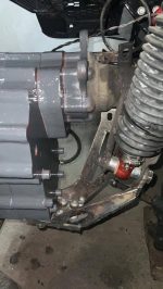 Close-up of LeTech portal axle with ventilated brake disc on Mercedes G-Class W463 6×6