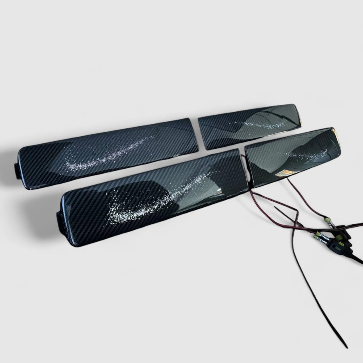 Carbon fiber door trim set with LED illumination for Mercedes-Benz W463A.
