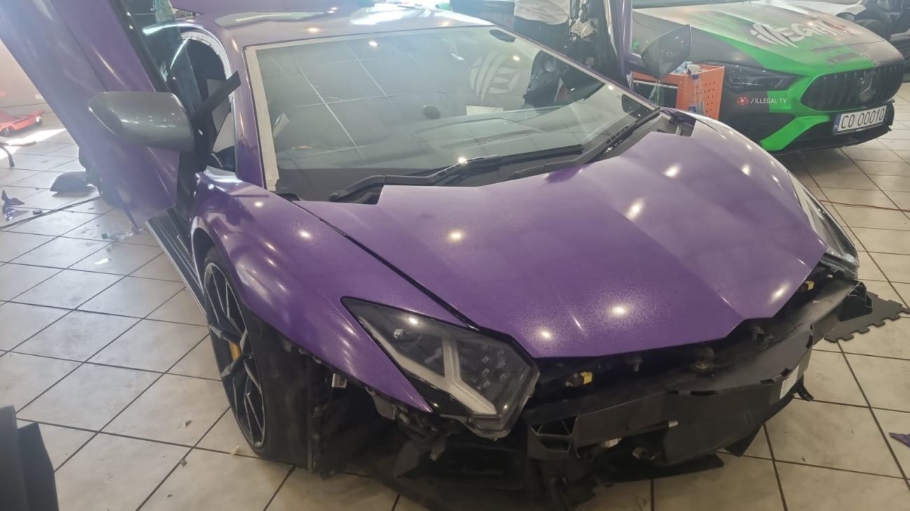 Lamborghini Aventador (11)