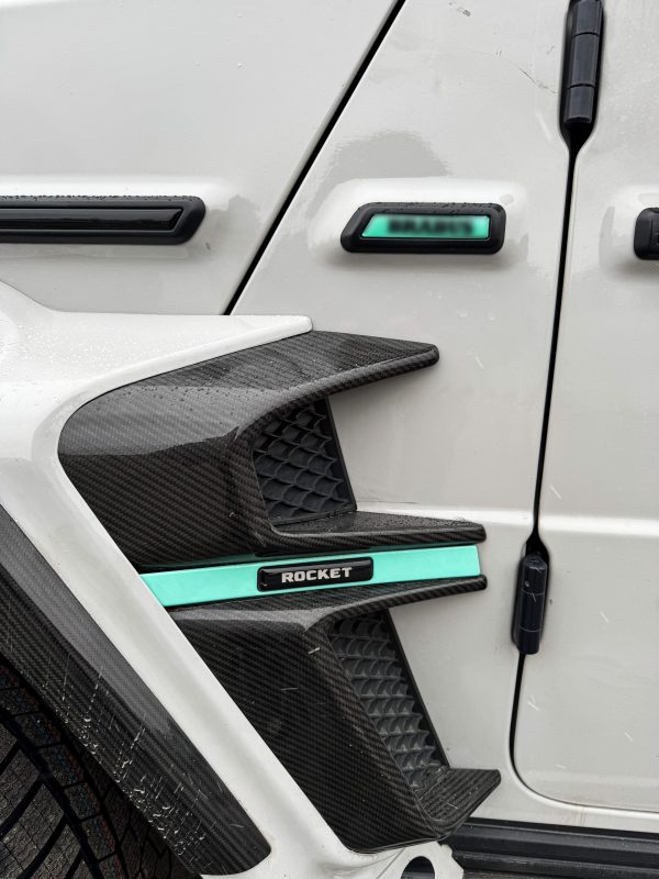 W463A white with Tiffany blue interior (5)
