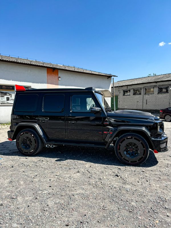 Mercedes-Benz G-Class W463A Rocket G900 black red-55