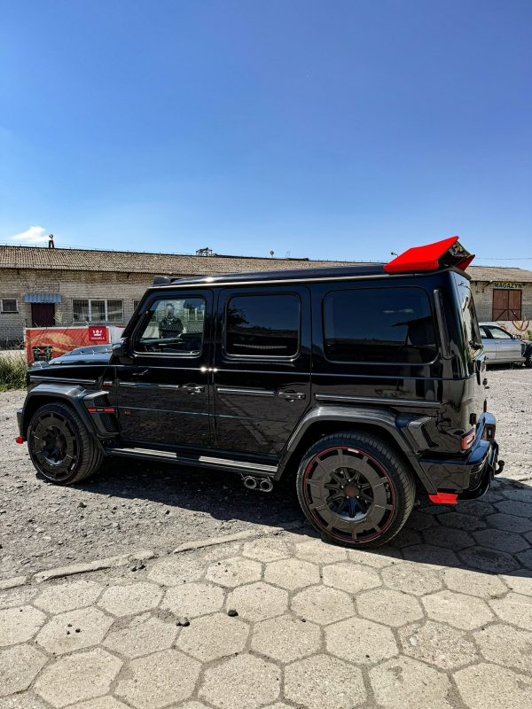 Mercedes-Benz G-Class W463A Rocket G900 black red-61