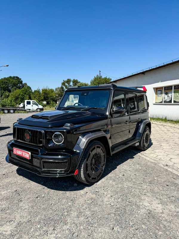 Mercedes-Benz G-Class W463A Rocket G900 black red-62