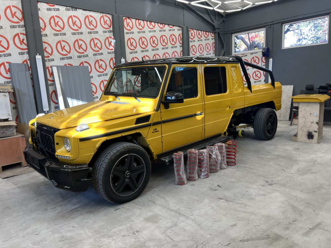 mercedes benz W463 G63 6x6 yellow (50)
