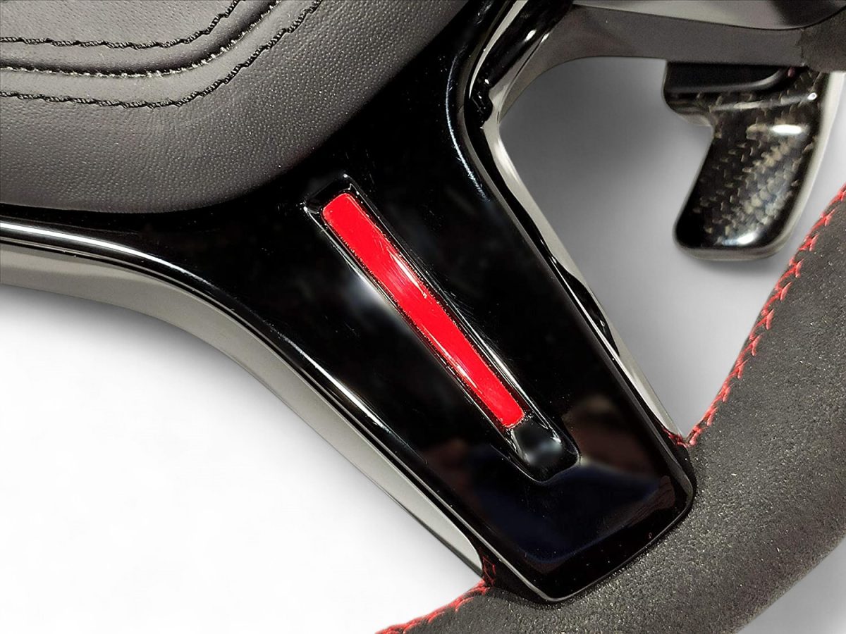 Custom carbon fiber steering wheel with Alcantara grips for Mercedes GL X166 and ML W166 – performance upgrade.