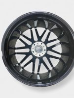 R23 black gloss wheel close-up Mercedes G-Class