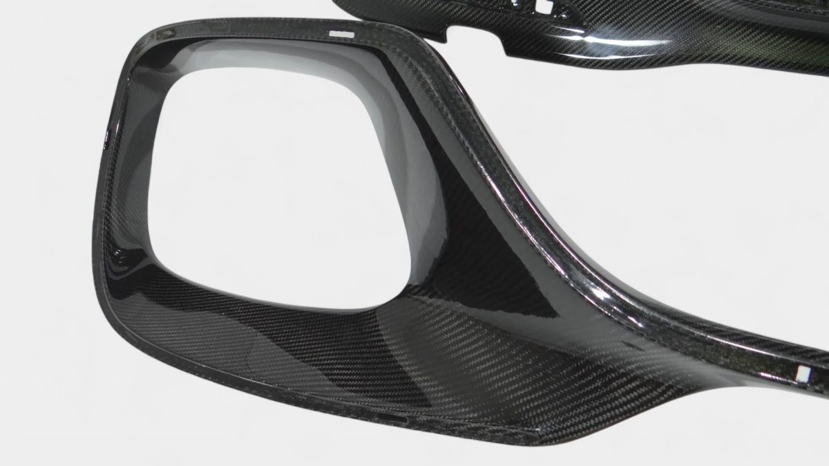 Carbon mounting surface underside – install view