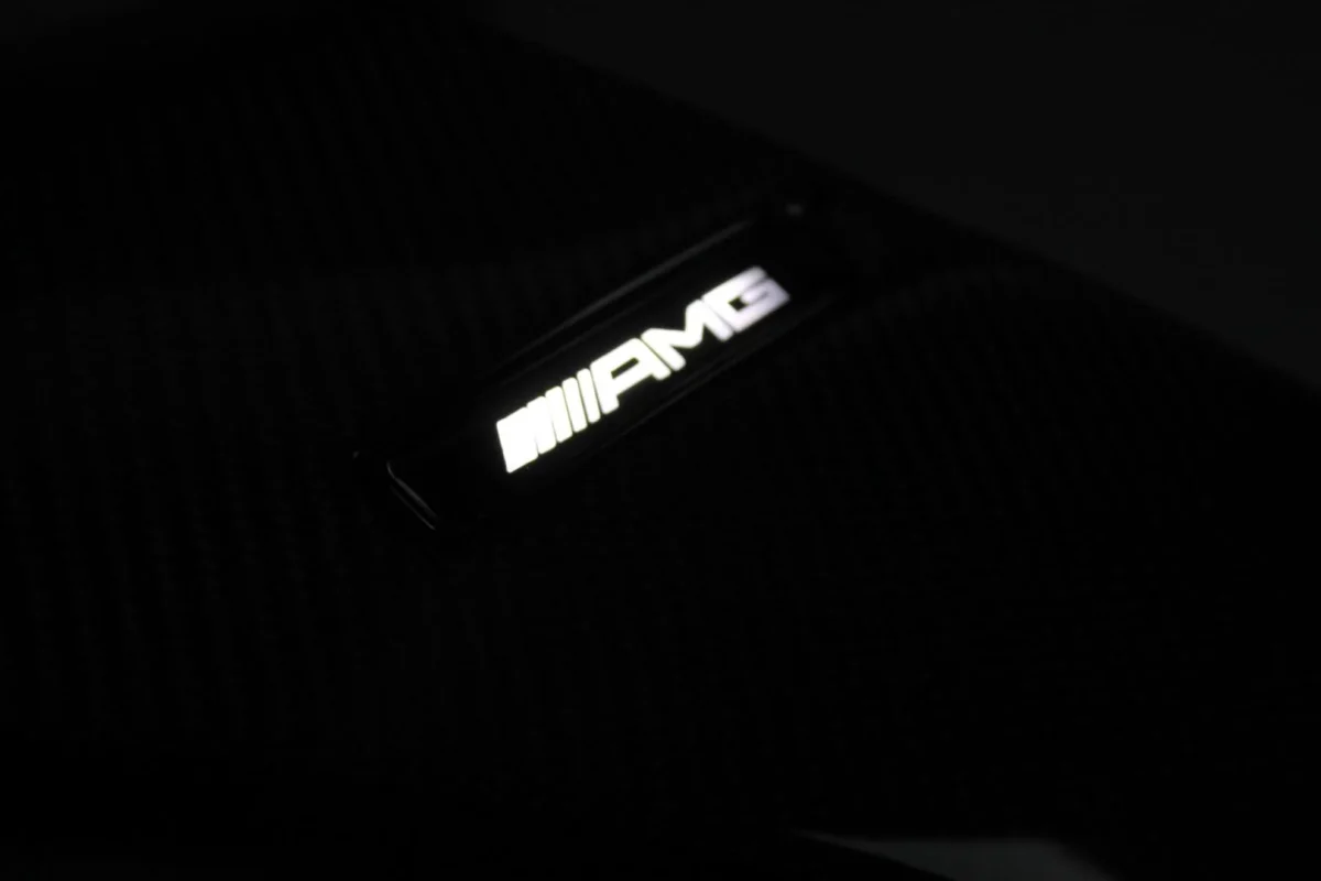 LED fender accent lighting – dark background preview
