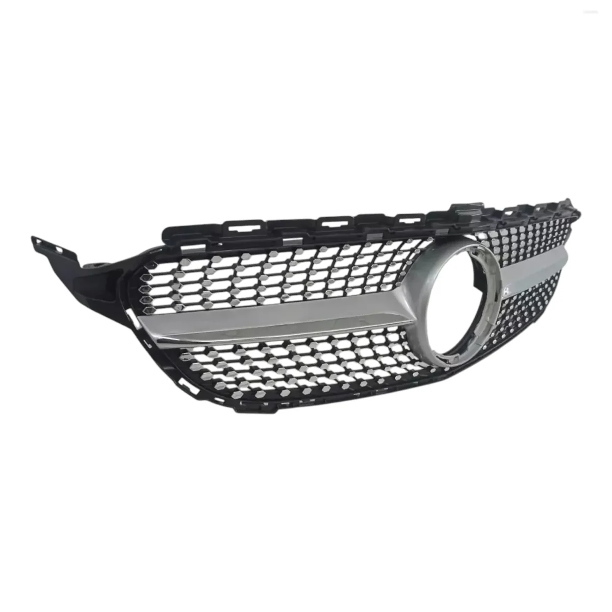 Diamond pattern radiator grille W205 without camera – angled shot