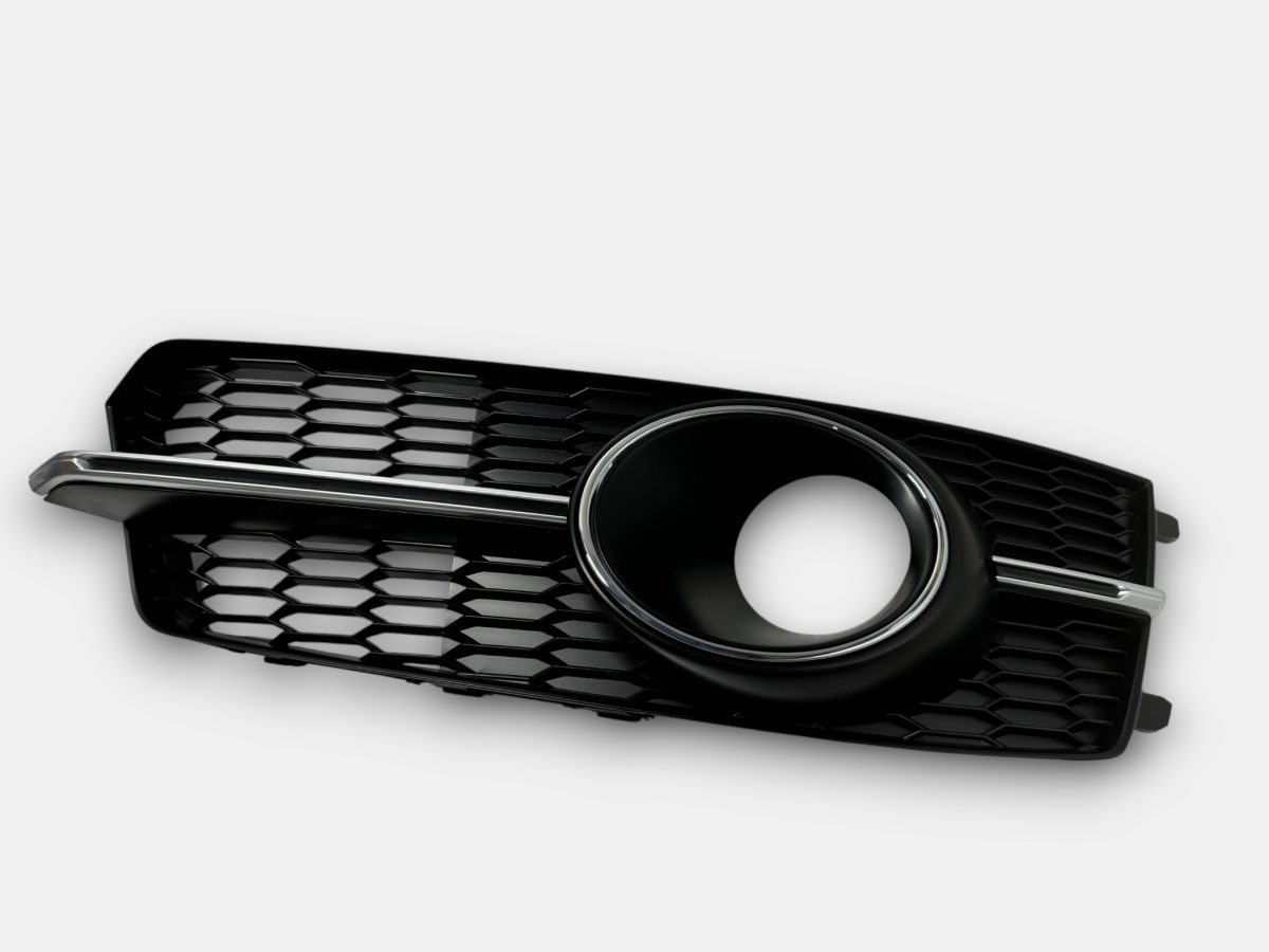 Black and chrome grille inserts Audi A6