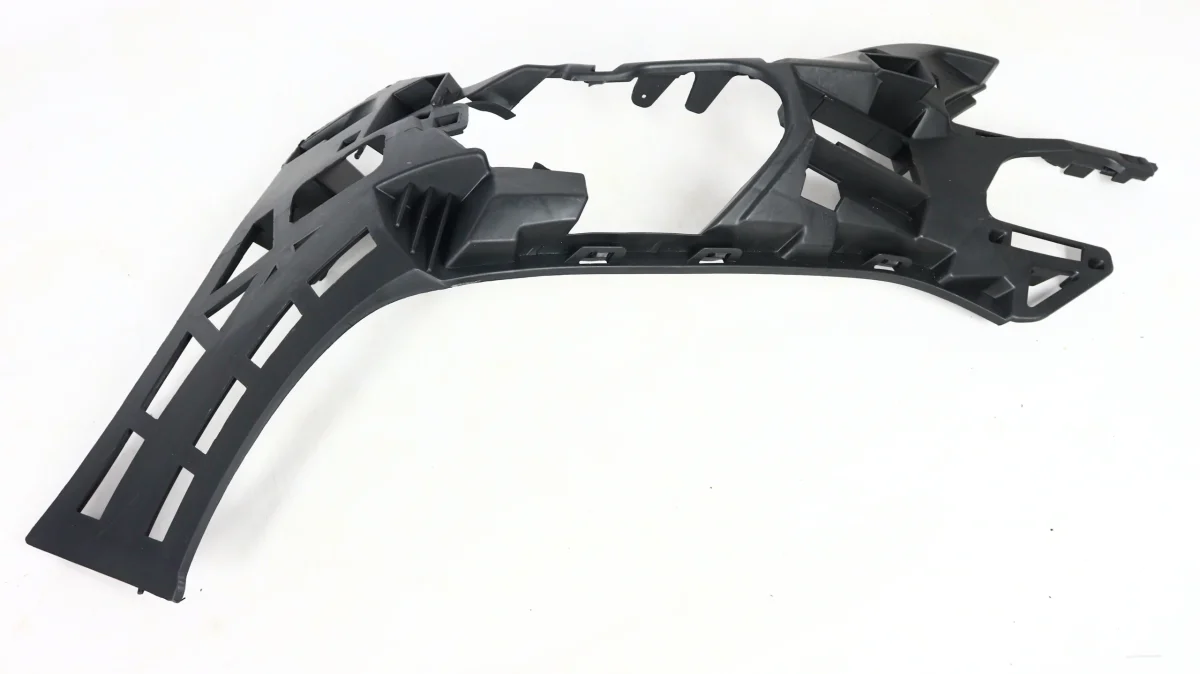 W212 front bumper mounting bracket left driver side