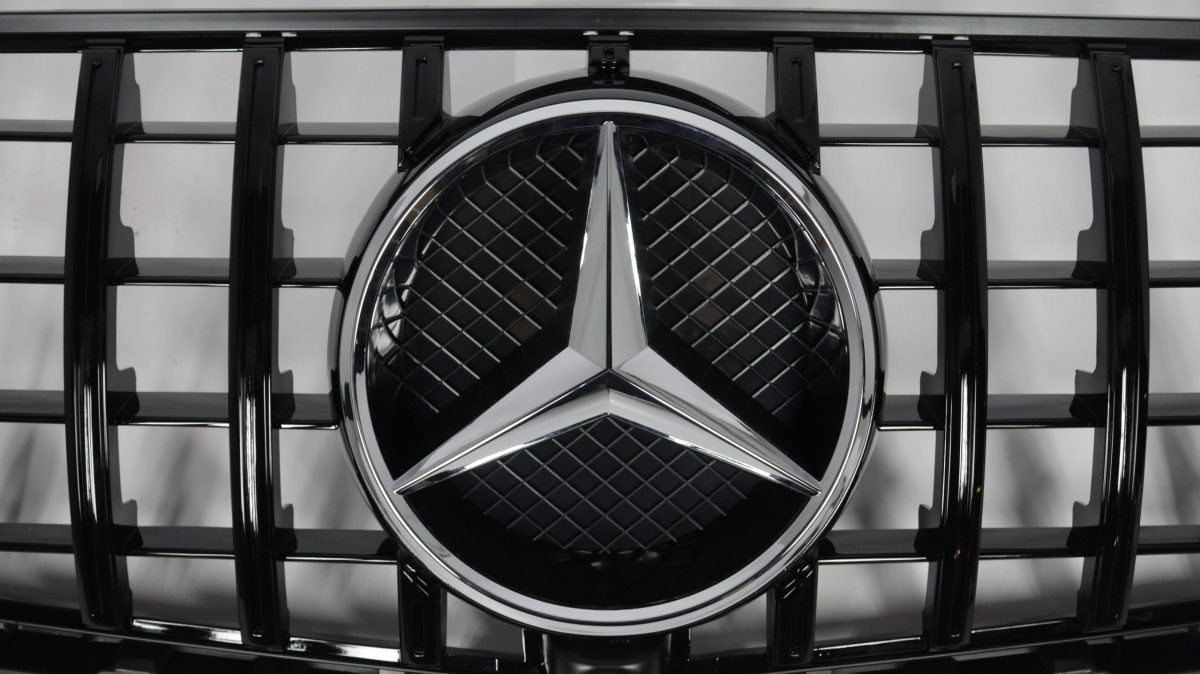 GT-style grille installed on GLC X253