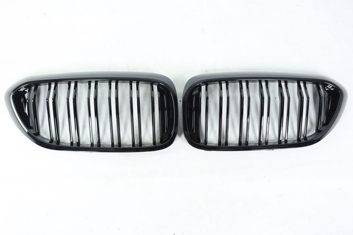 BMW 5 Series G30 gloss black kidney grilles