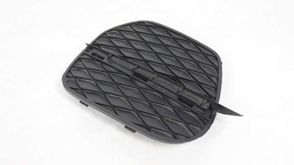 Kubay Design closed grille left E70