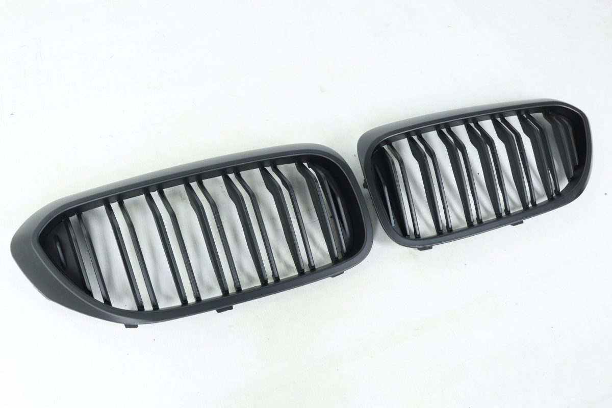 BMW G30 M-style matte grilles