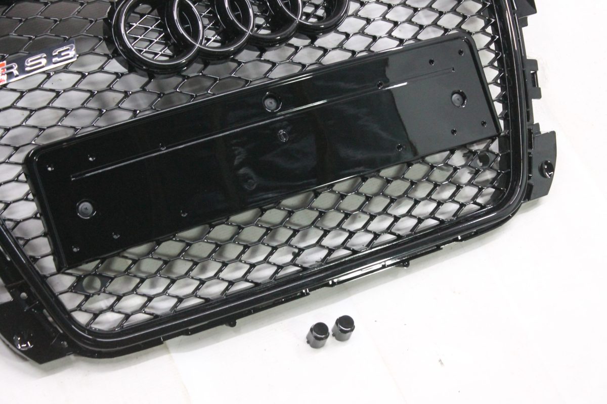 RS3 style black front grille Audi A3