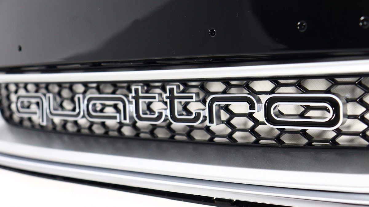 Audi A4 RS style grille chrome