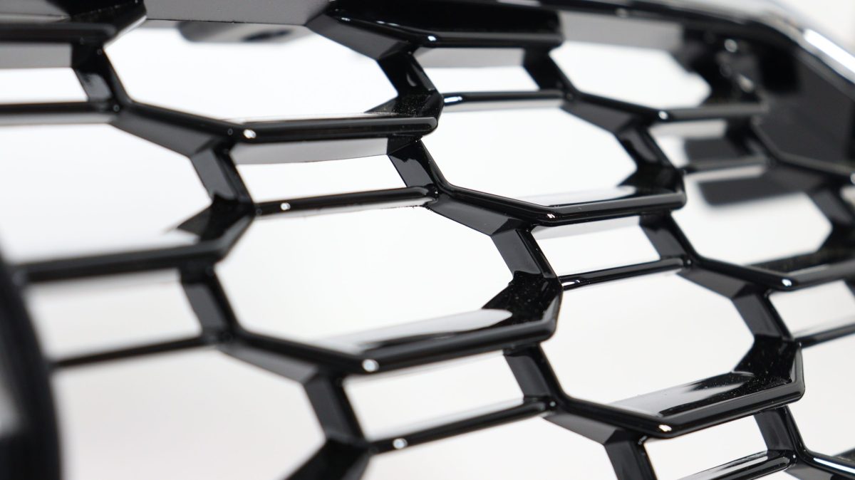 Audi A5 chrome frame QUATTRO grille