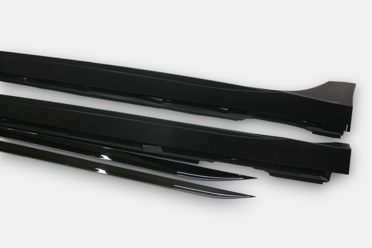 Audi A7 RS style side skirts