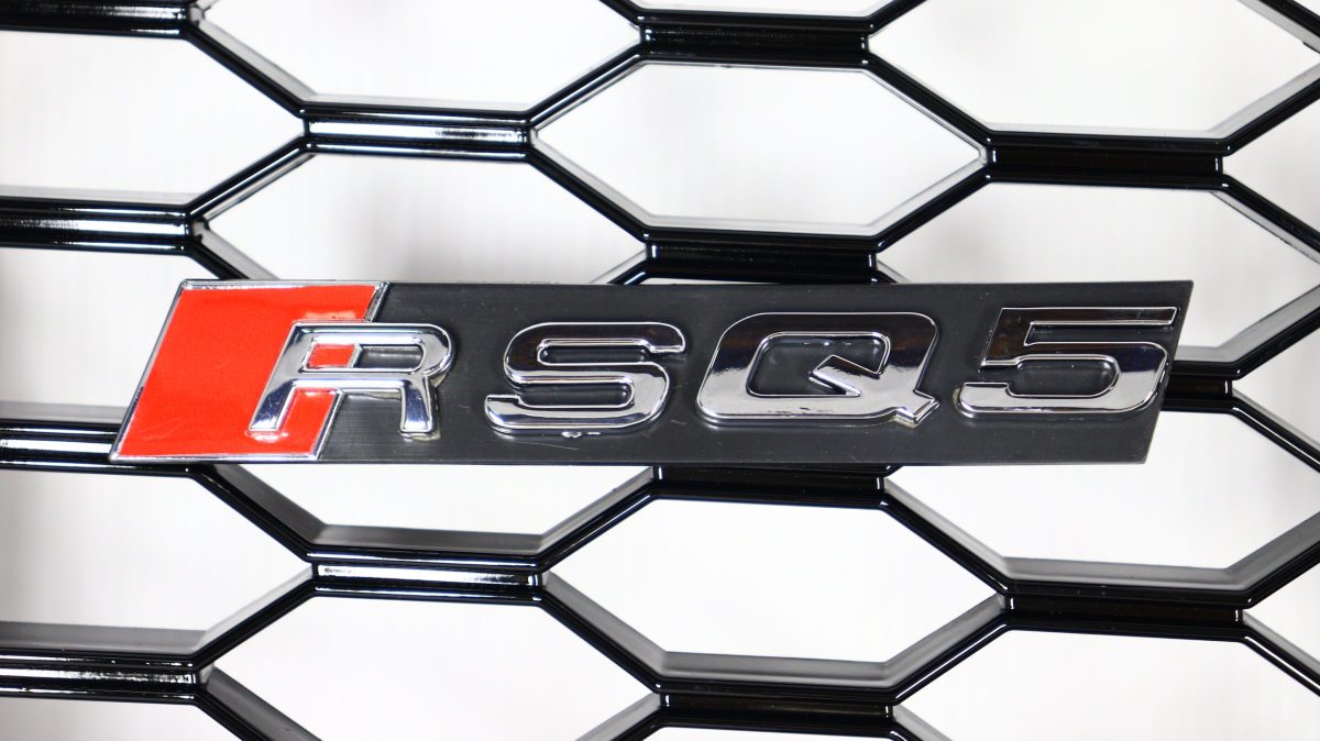 Audi Q5 2014 chrome front upgrade