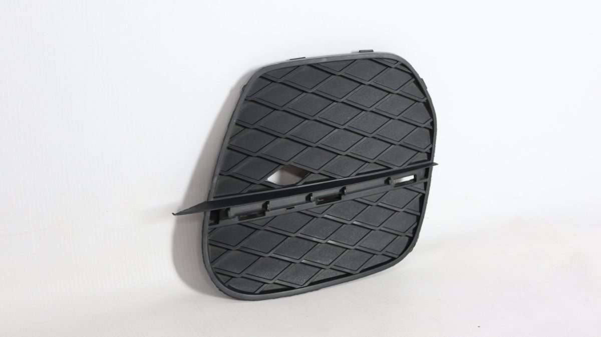 Right closed bumper grille BMW X5 E70 LCI