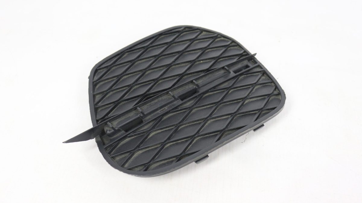 Kubay Design right closed grille E70
