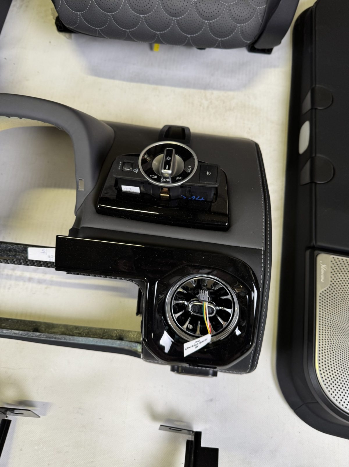 Mercedes G Class W463 Digital Cockpit Interior Upgrade