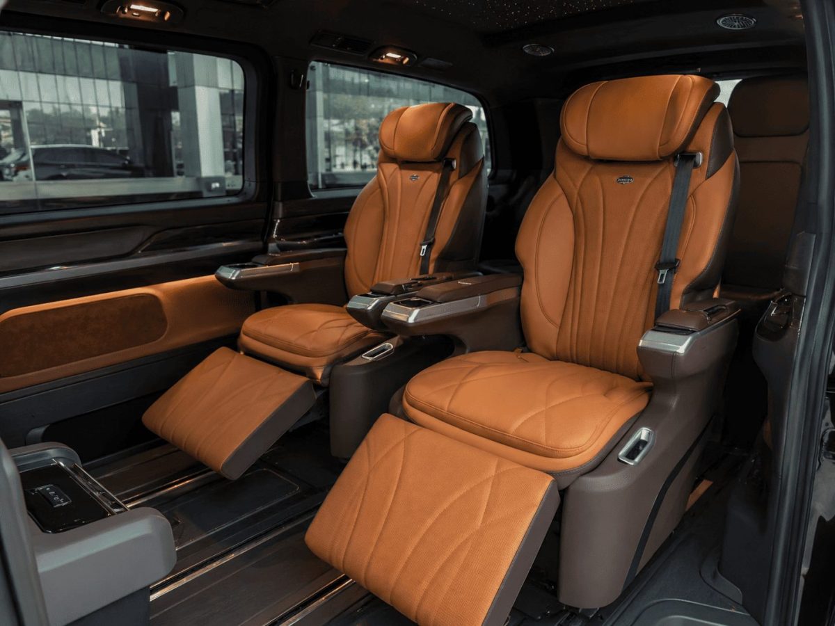 Luxury executive lounge seat for Mercedes V-Class W447 with electric recline and leg rest
