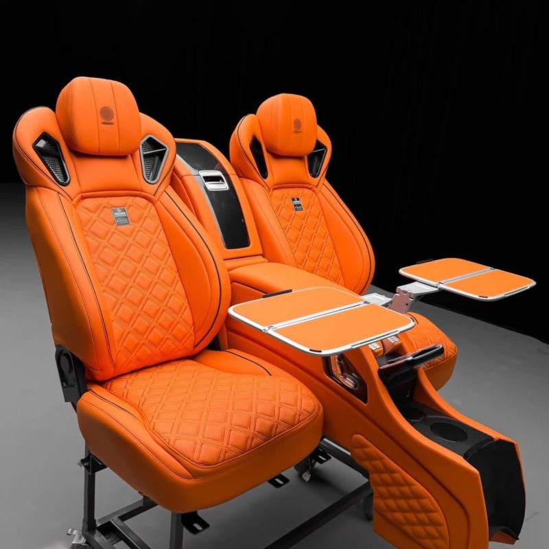 Luxury rear captain seats with premium center console for Mercedes G-Class W463A