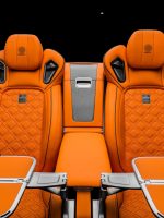 Individual power rear captain chairs with center console for Mercedes W463A
