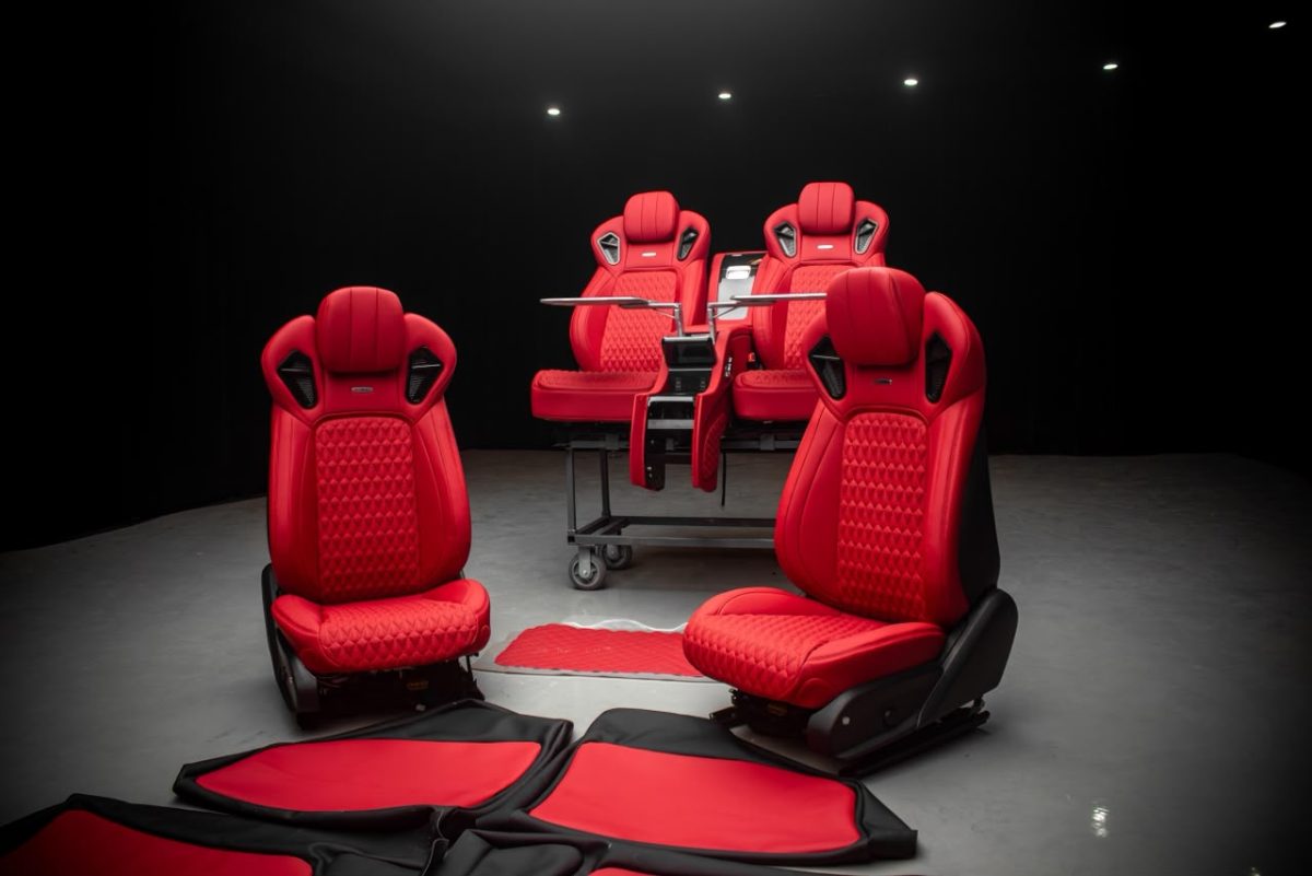 Mercedes G-Class W463A VIP interior with individual sport seats