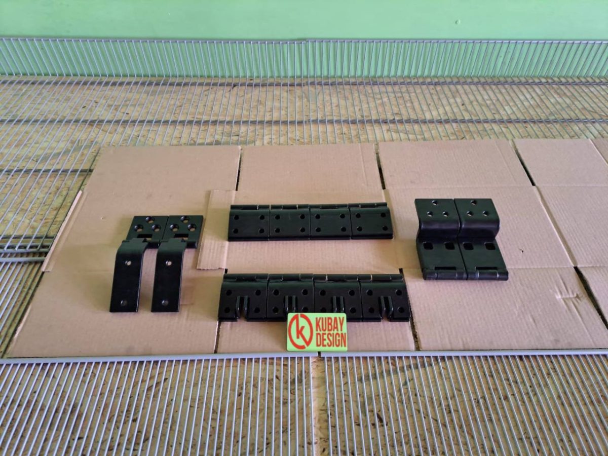 Complete exterior hinge kit for Mercedes G-Wagon