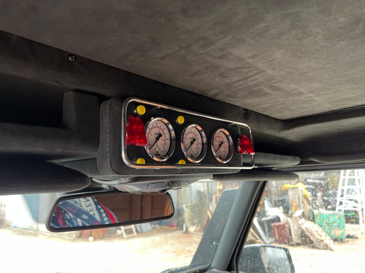 G-Class CTIS overhead control panel for Mercedes-Benz W463 6×6.