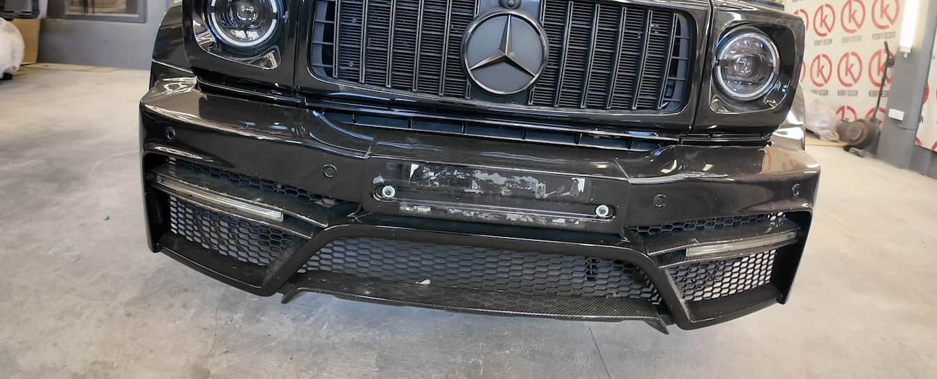2016 ONYX Mercedes G63 Before 6×6 Conversion Front view of the 2016 ONYX-style Mercedes-Benz G63 donor vehicle before its 6x6 conversion